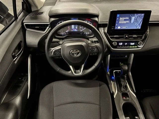 Used 2023 Green Toyota LE image 13