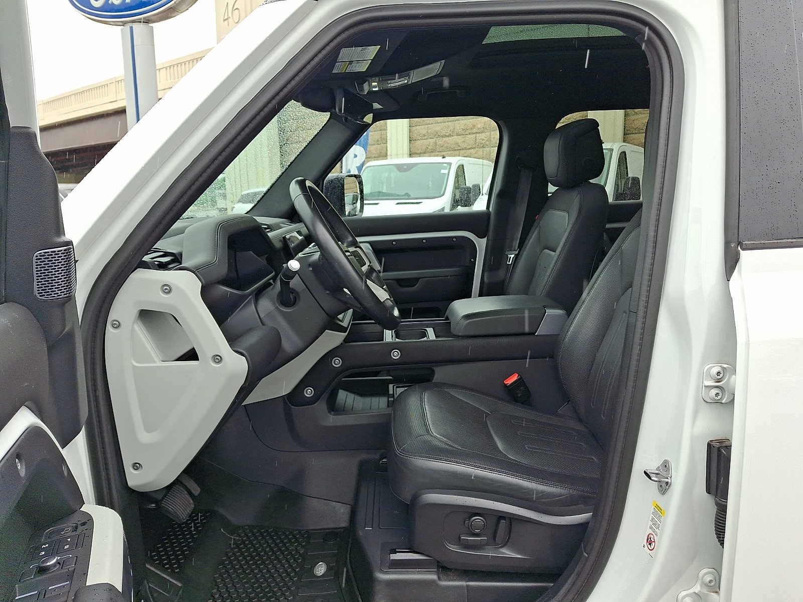 Used 2022 Fuji White - 1AA Land Rover 110 X-Dynamic HSE image 11