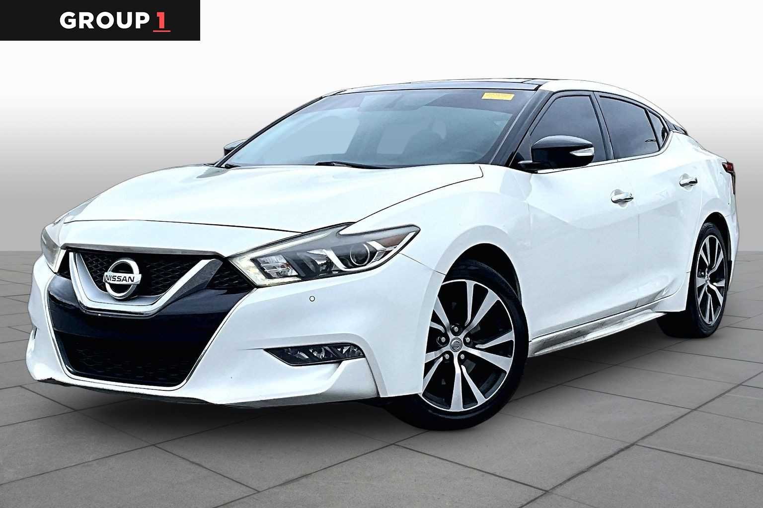 2018 Nissan Maxima SL's photo