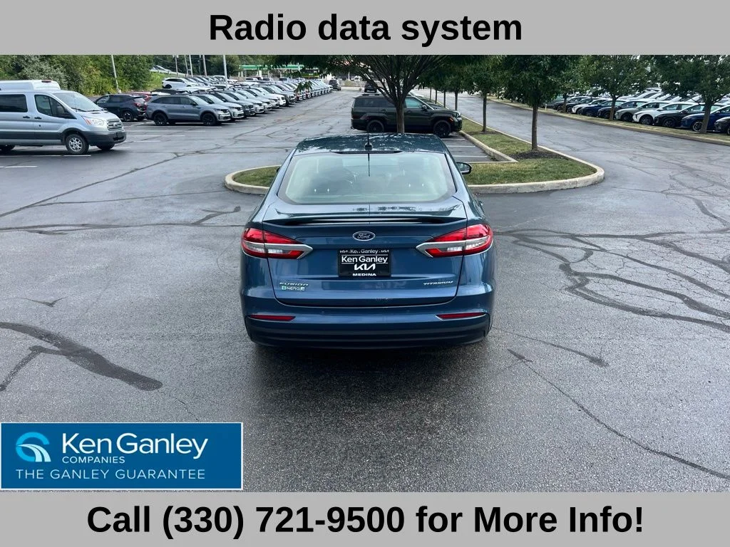 Used 2019 Blue Ford Titanium image 10