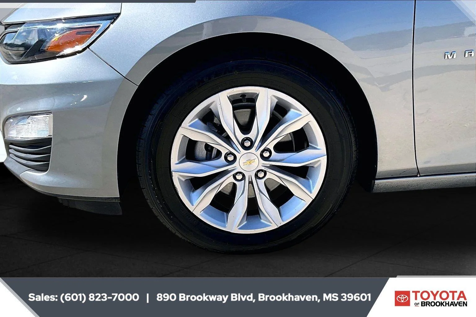 Used 2024 Sterling Gray Metallic Chevrolet LT image 7