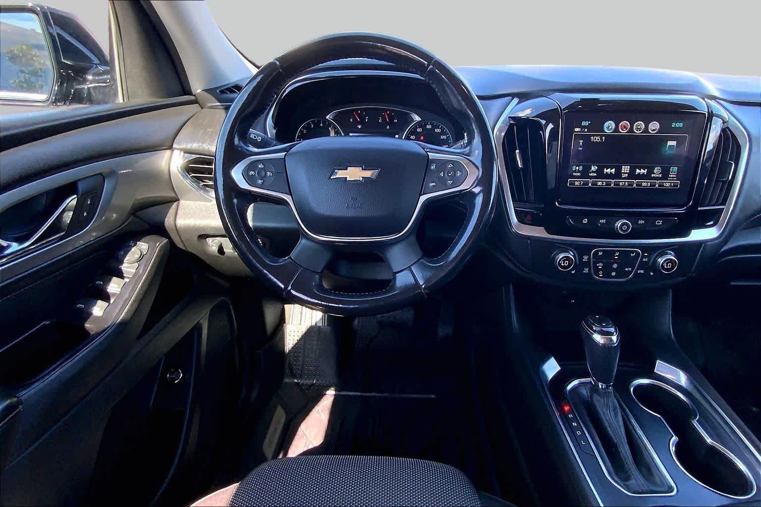 Used 2018 Mosaic Black Metallic Chevrolet LT Cloth image 6