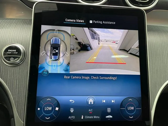 New 2027 White Mercedes-Benz GLC 300 image 28