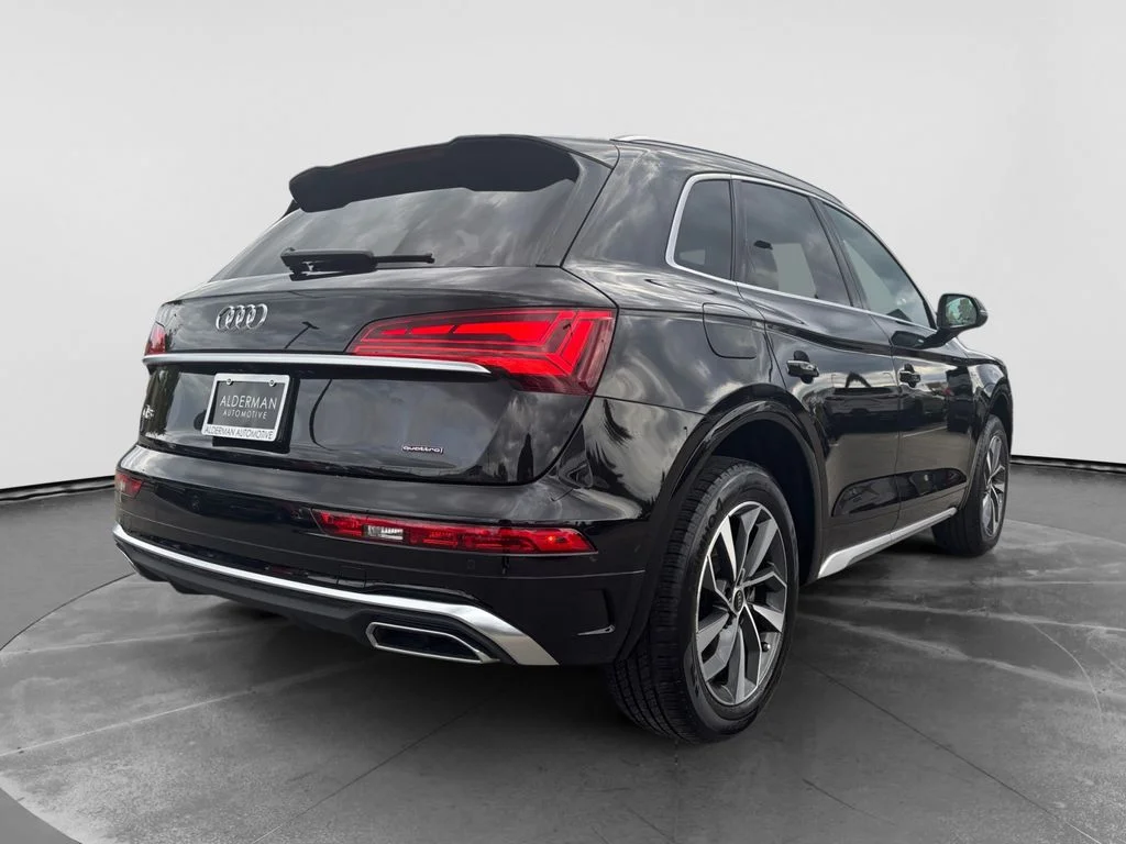 Used 2023 Black Audi 45 S line Premium image 28