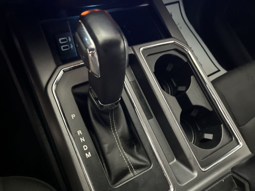 Used 2020 Black Ford  image 23