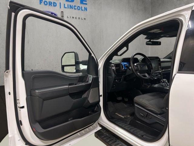 Used 2023 White Ford XLT image 11
