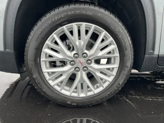 New 2026 Sterling Metallic GMC Elevation image 31