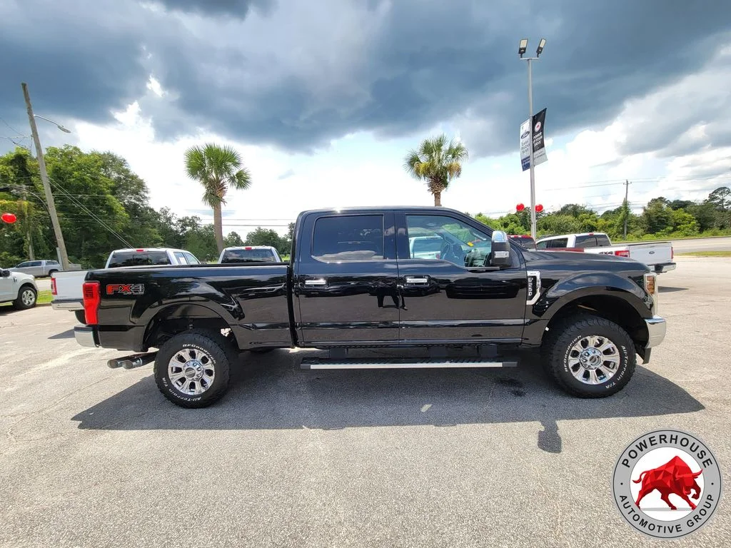 Used 2018 Black Ford XLT image 6