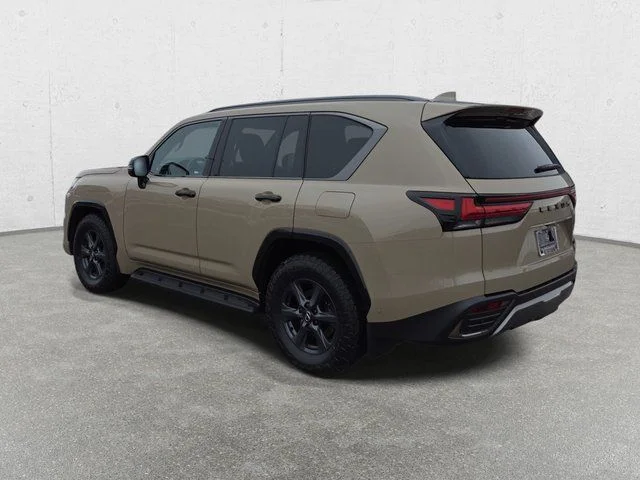 2026 Lexus LX 700h Overtrail - Photo 7