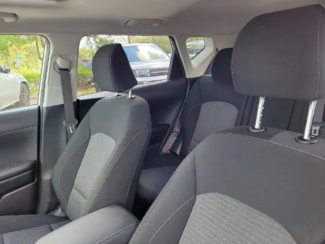 Used 2021 White Kia EX image 20
