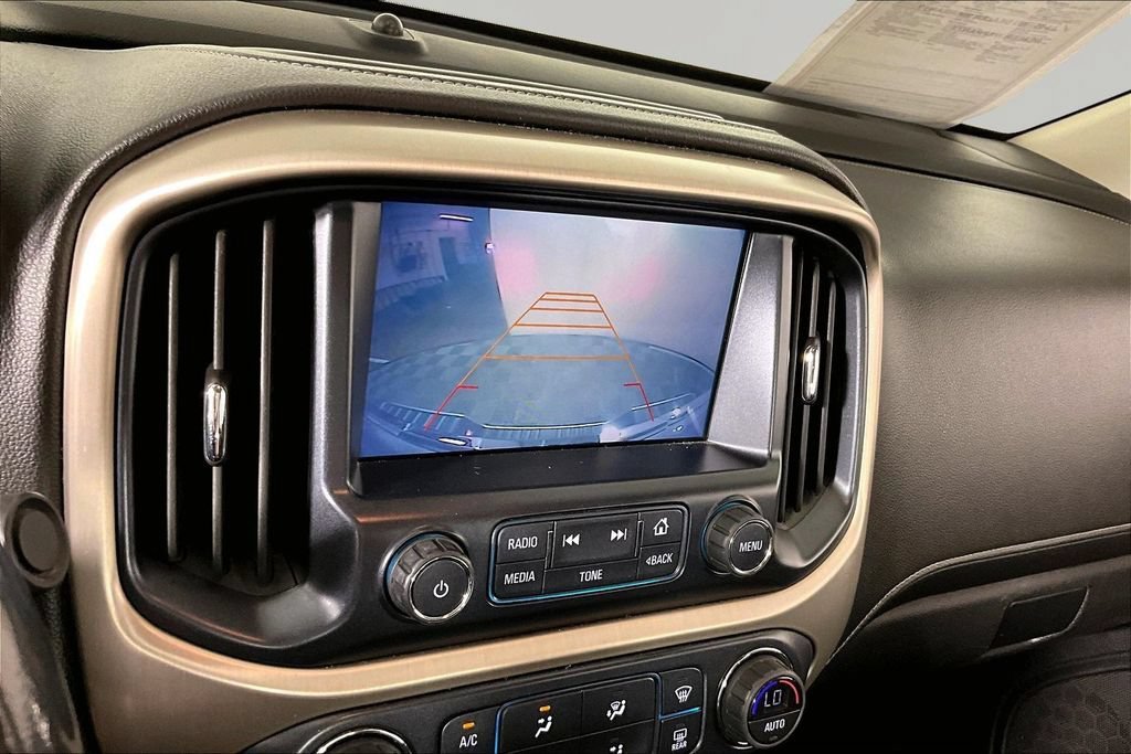 Used 2017 QUICKSILVER METALLIC GMC 4WD Denali image 12