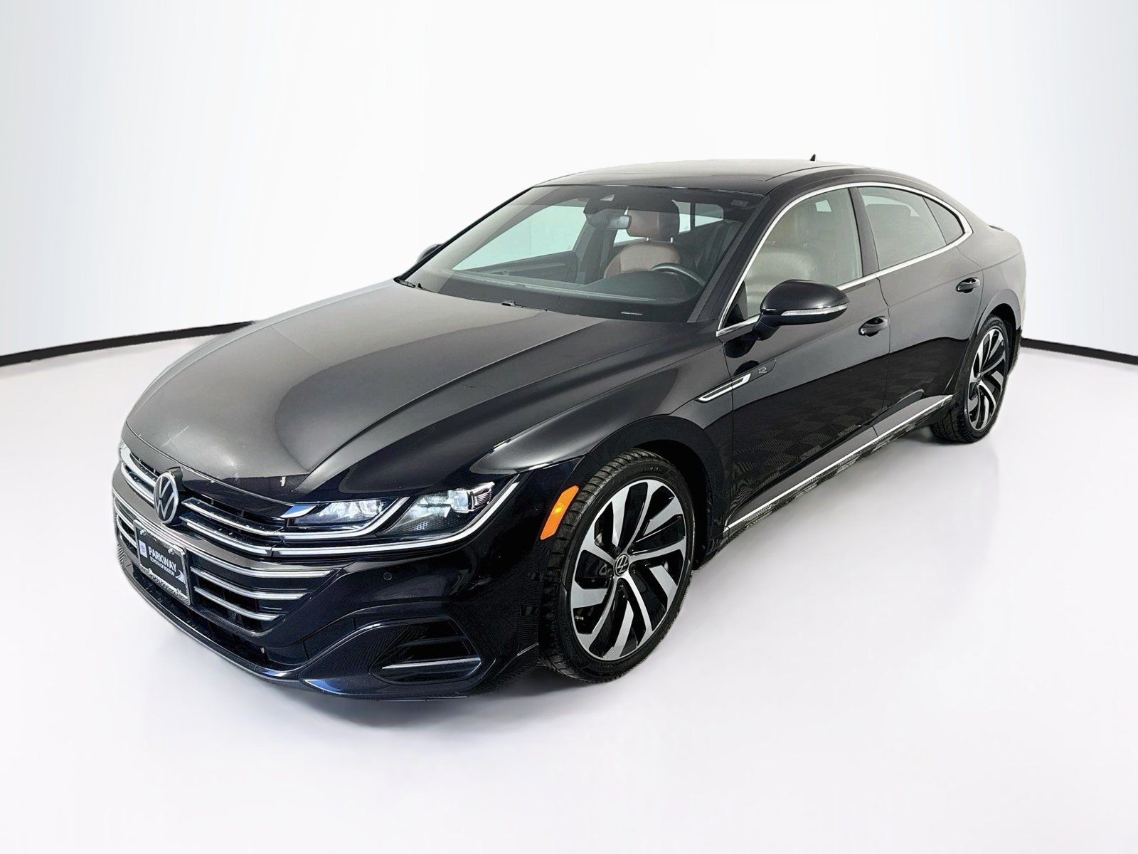 Used 2021 Black Volkswagen 2.0T SEL R-Line image 3