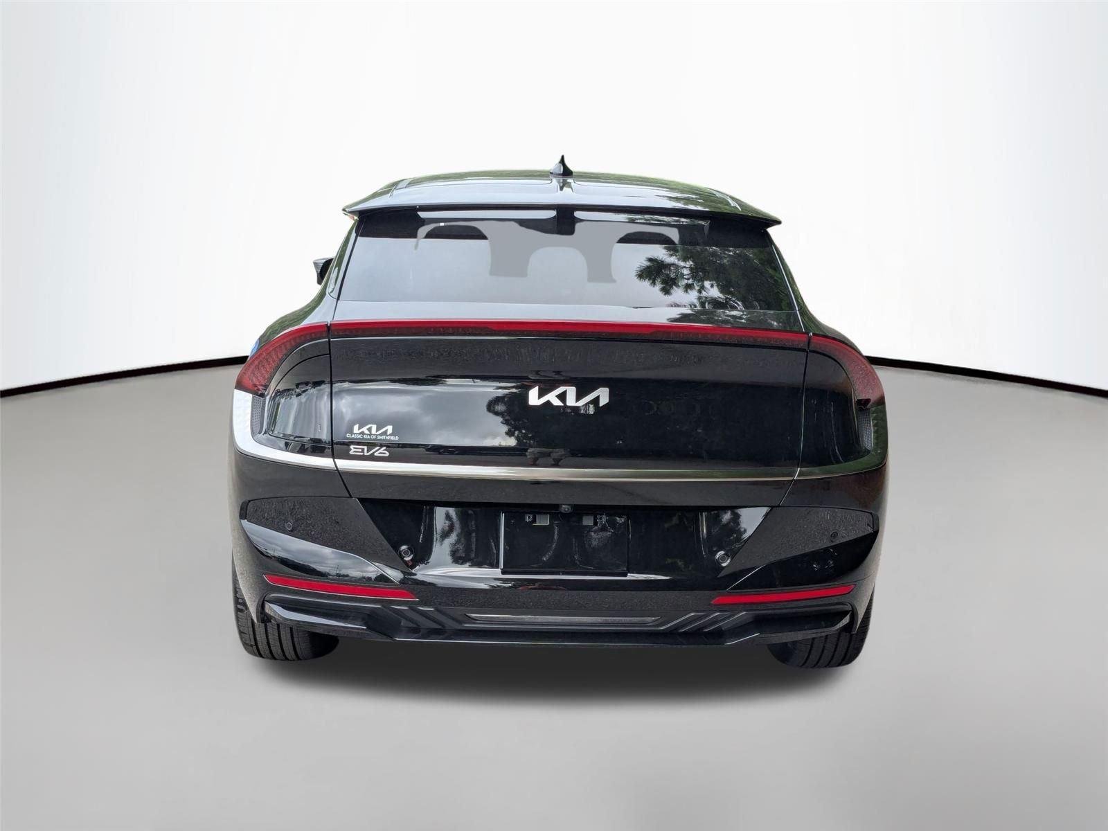 2025 Kia EV6 Wind - Photo 7