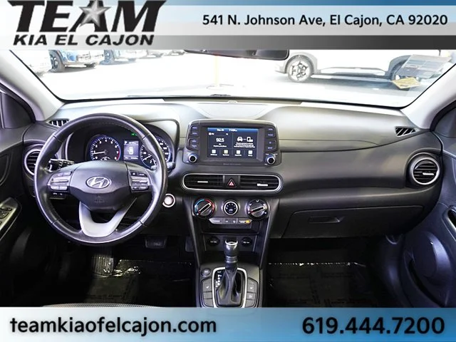 Used 2018 White Hyundai SEL image 21