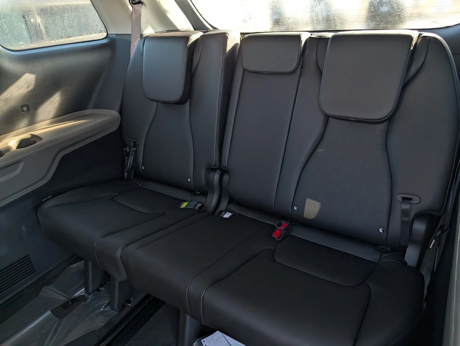 2026 Kia Carnival LXS - Photo 19