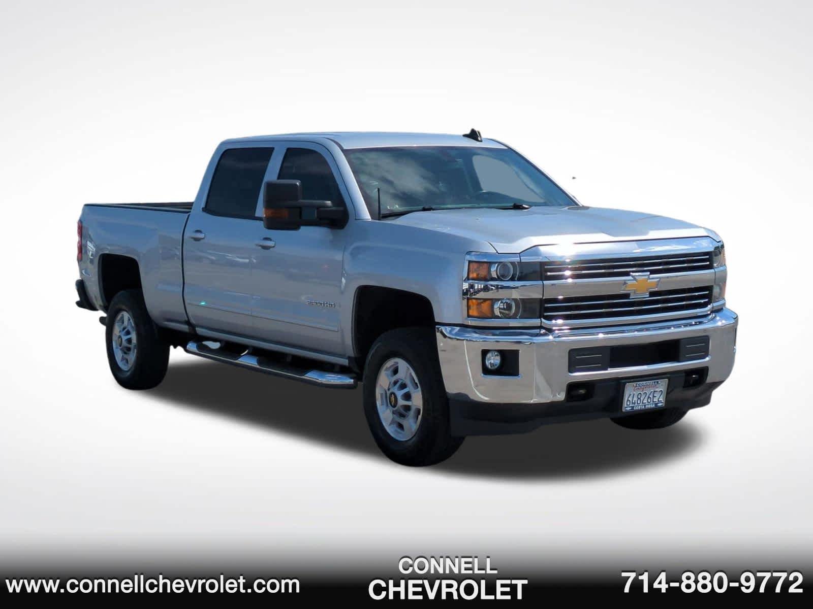 Used 2016 SILVER ICE METALLIC Chevrolet LT image 3