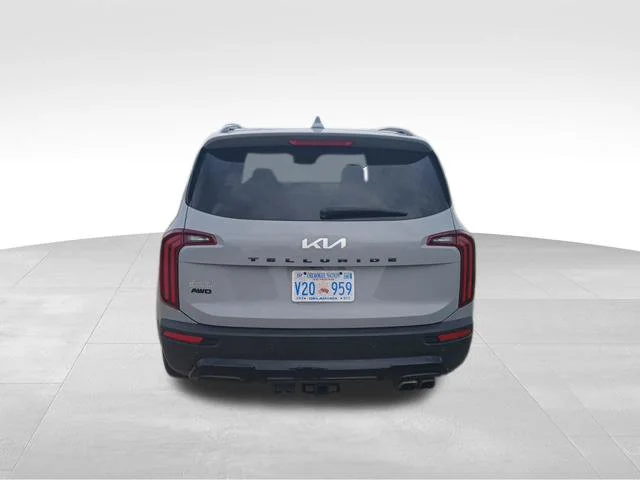 Used 2022 Gray Kia SX image 3