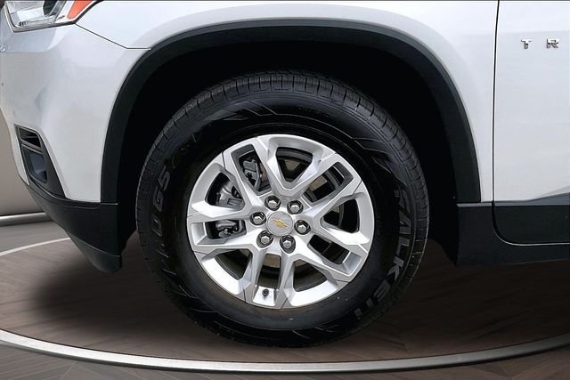 Used 2021 Silver Chevrolet LS image 8