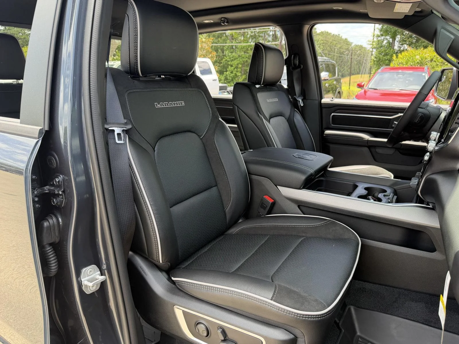New 2026 Forged Blue Metallic Exterior Paint RAM Laramie image 22