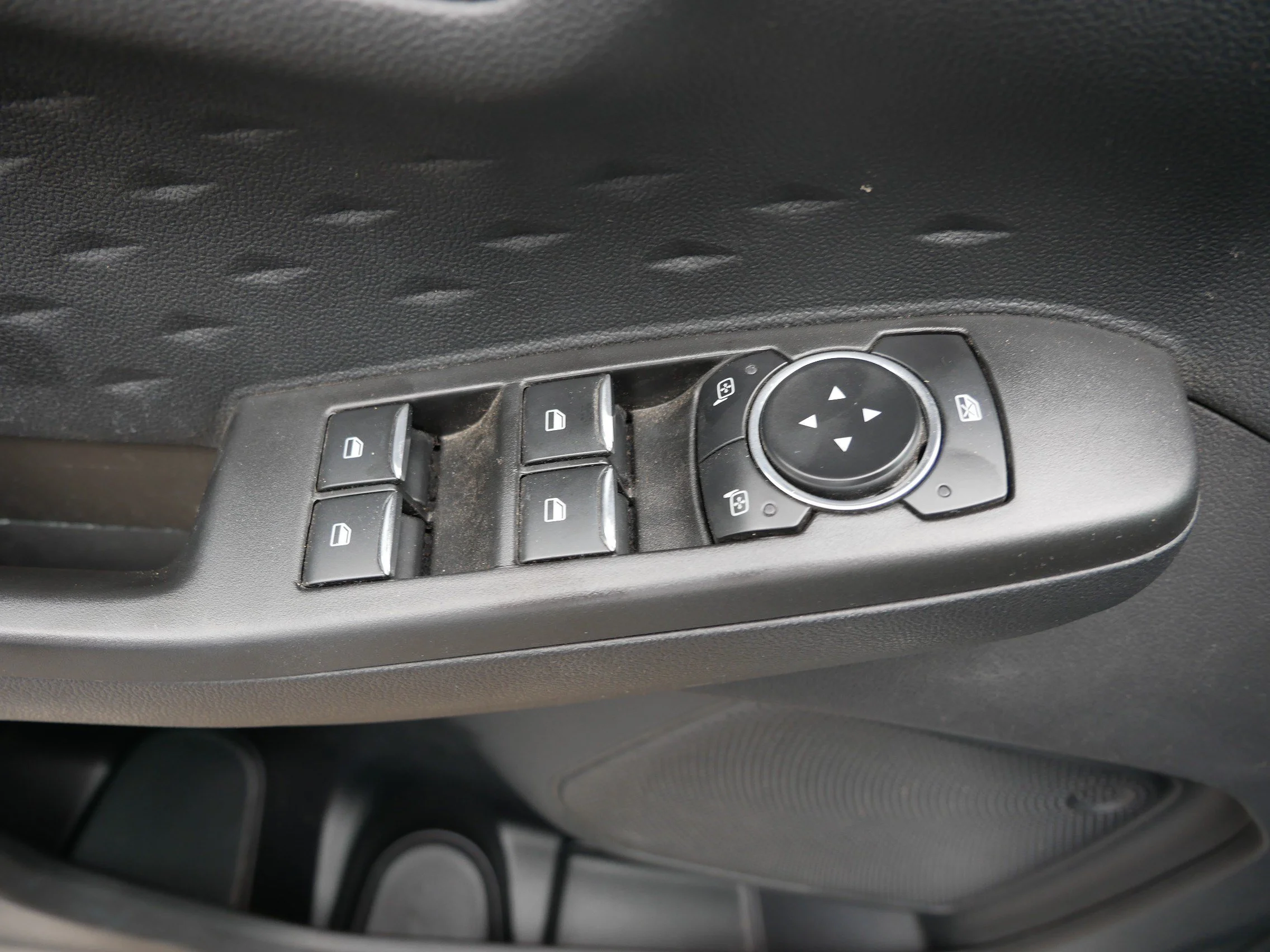 Certified Used 2020 Ingot Silver Metallic Ford SE image 20