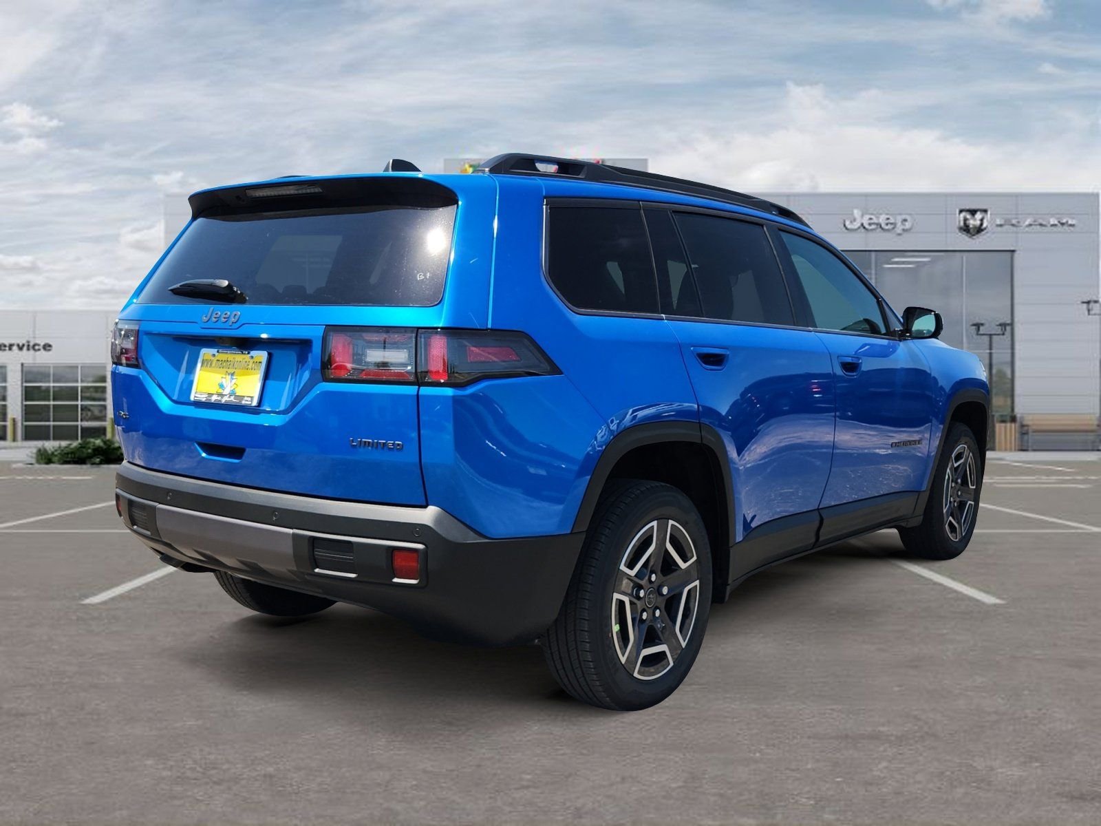 New 2026 Hydro Blue Pearl-Coat Exterior Paint Jeep Limited image 5
