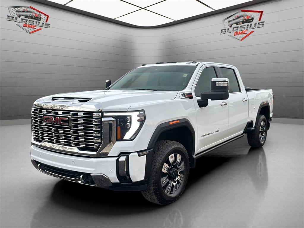 2024 GMC Sierra 2500HD Denali's photo