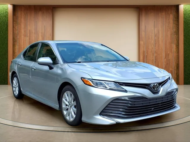 2018 Toyota Camry LE