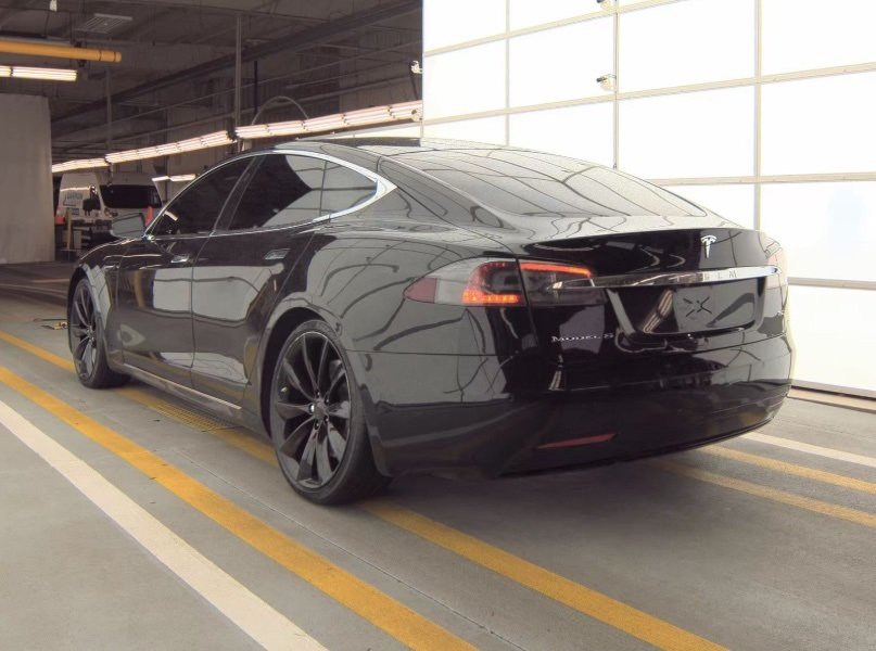 2018 Tesla Model S 75D photo 4