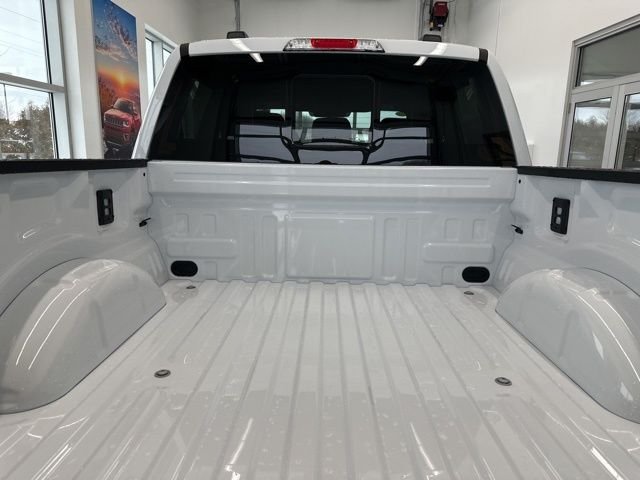 New 2025 Oxford White Ford Tremor® image 63