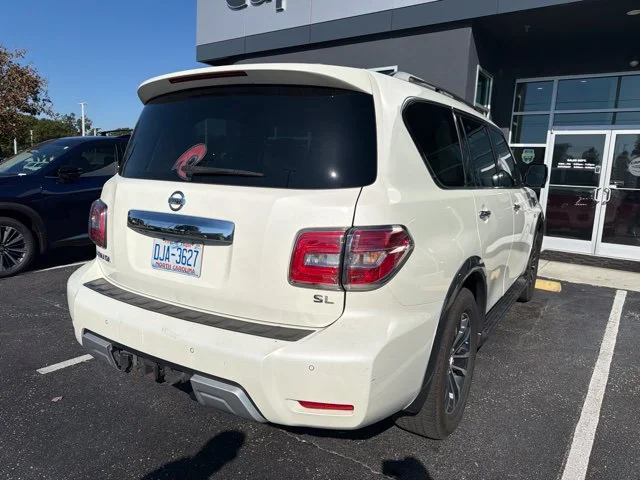 Used 2018 White Nissan SL image 6