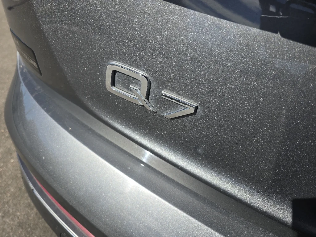 Used 2014 Graphite Gray Metallic Audi 3.0T Premium image 9