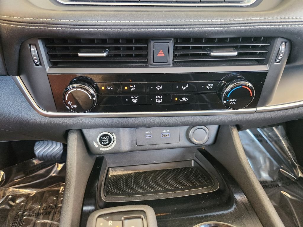 Used 2021 Gun Metallic Nissan S image 20