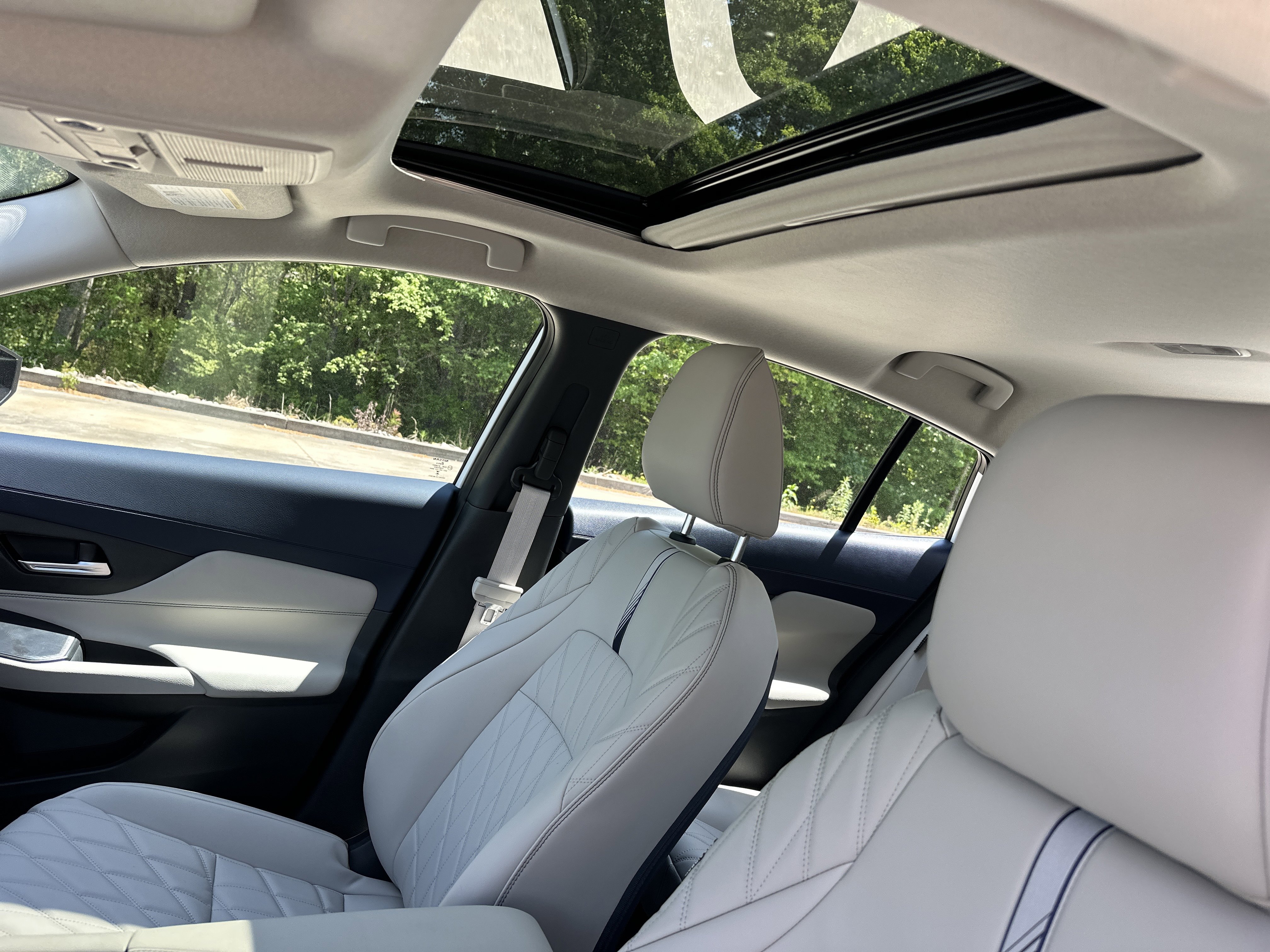 New 2026 Aspen White Tricoat Nissan SL image 34