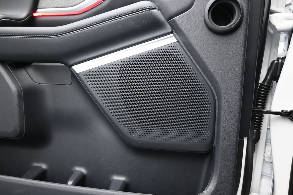 New 2026 Star White Metallic Tri-Coat Ford Tremor image 20