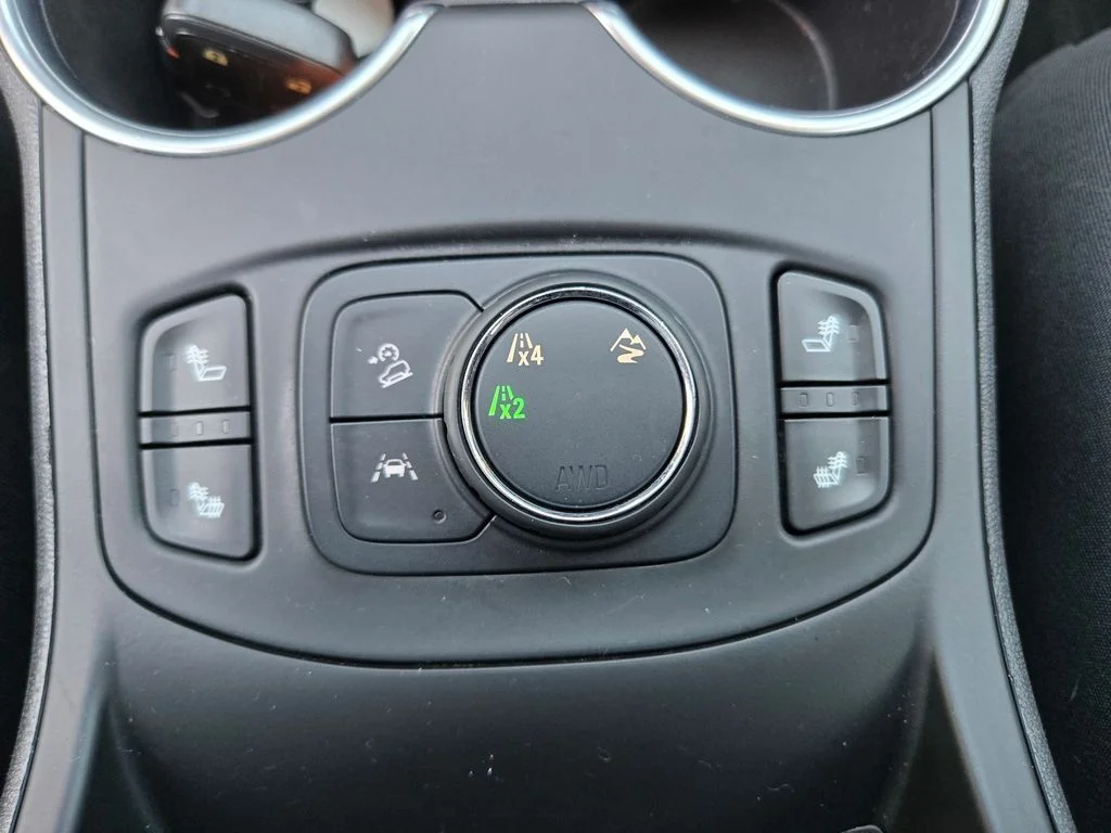 Used 2020 Summit White GMC SLT image 18
