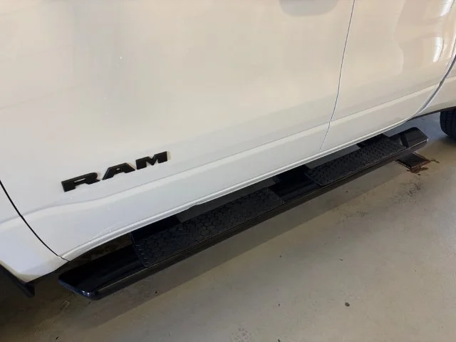 Used 2021 White Ram Big Horn/Lone Star image 23