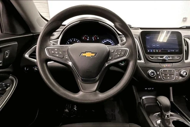 Used 2023 Sterling Gray Metallic Chevrolet LT image 6
