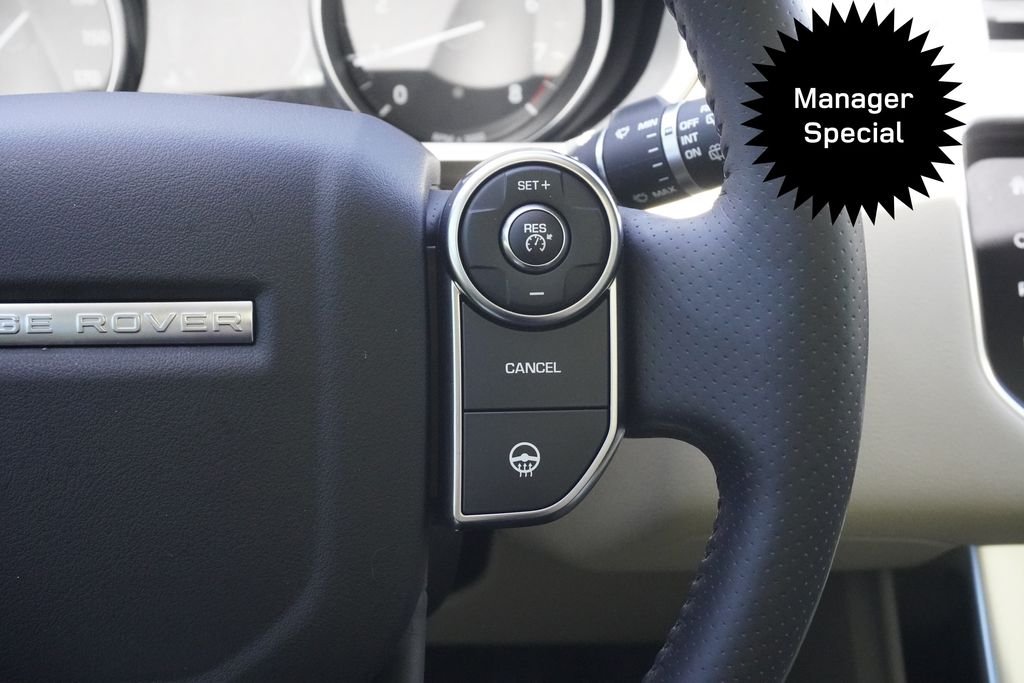 Used 2016 White Land Rover 3.0L V6 Supercharged HSE image 13
