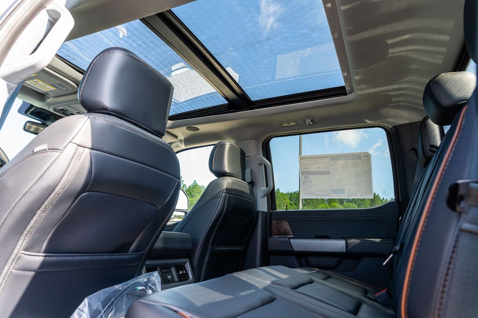 New 2026 Marsh Gray Ford F-250® Lariat® image 15