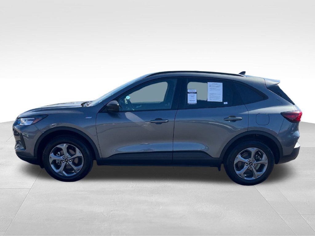 Used 2025 Gray Ford ST-Line image 2