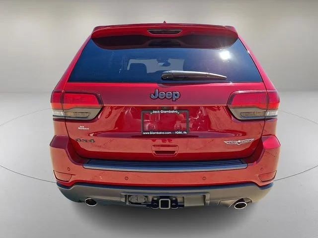 Used 2020 Red Jeep Trailhawk image 9