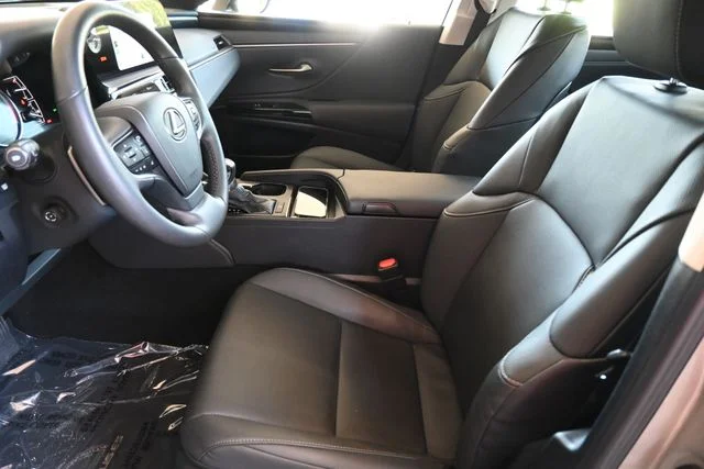 Certified Used 2023 MOONBEAM BEIGE MET. Lexus 350 image 17
