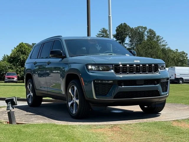 New 2026 Steel Blue Exterior Paint Jeep Limited image 1
