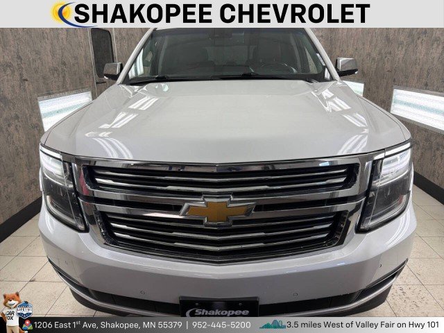 Used 2019 Chevrolet Tahoe Premier with VIN 1GNSKCKJ7KR318827 for sale in Shakopee, Minnesota