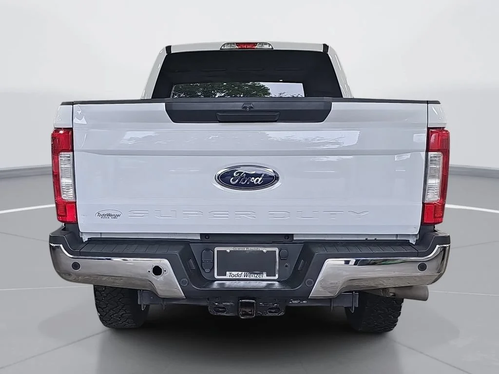 Used 2018 White Ford XLT image 5