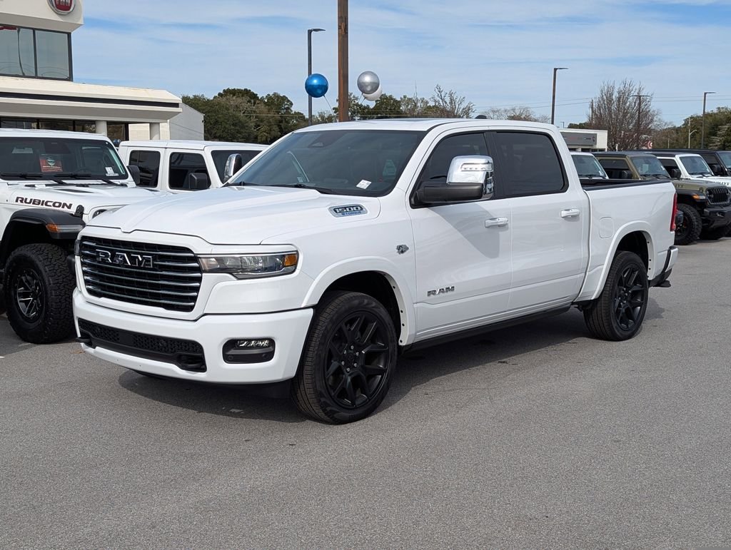 New 2026 Bright White Clear-Coat Exterior Paint Ram Laramie image 9