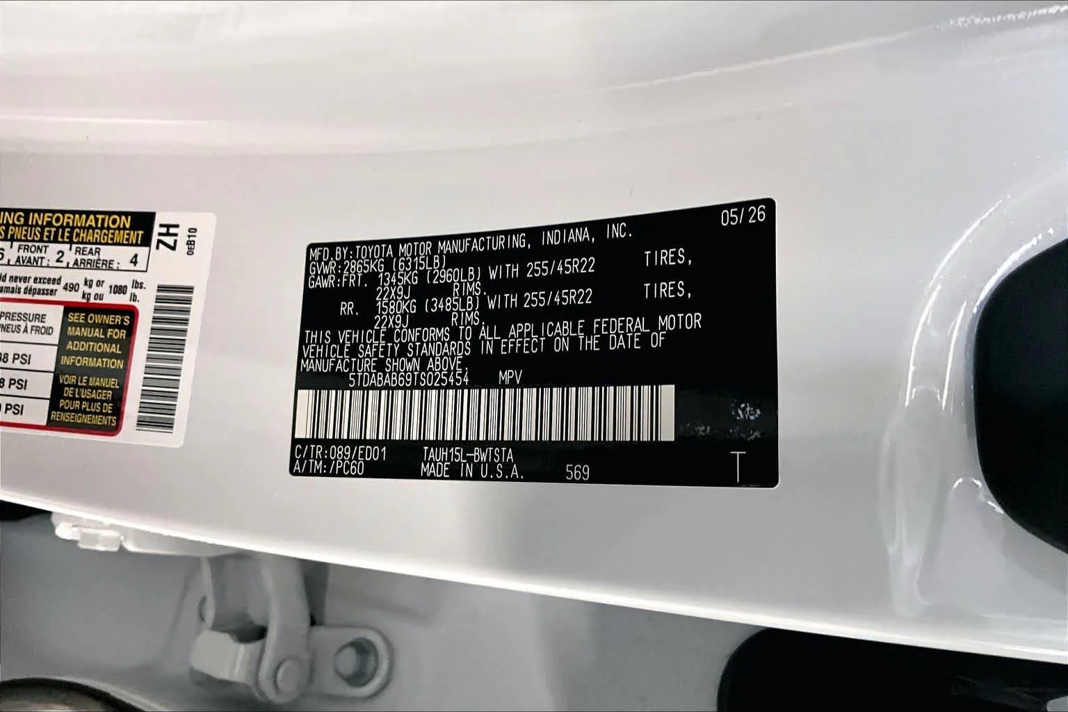 New 2026 Wind Chill Pearl Lexus F SPORT Performance Premium image 13