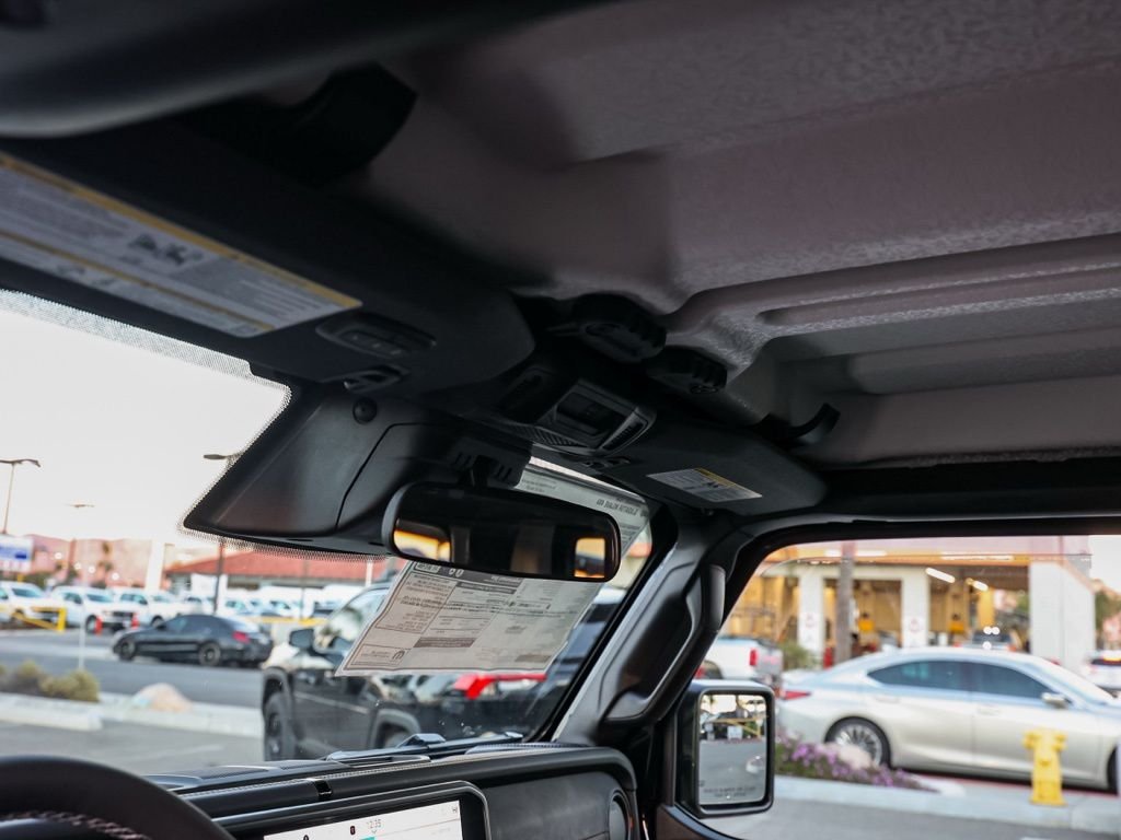 New 2026 Black Clear-Coat Exterior Paint Jeep Mojave image 12