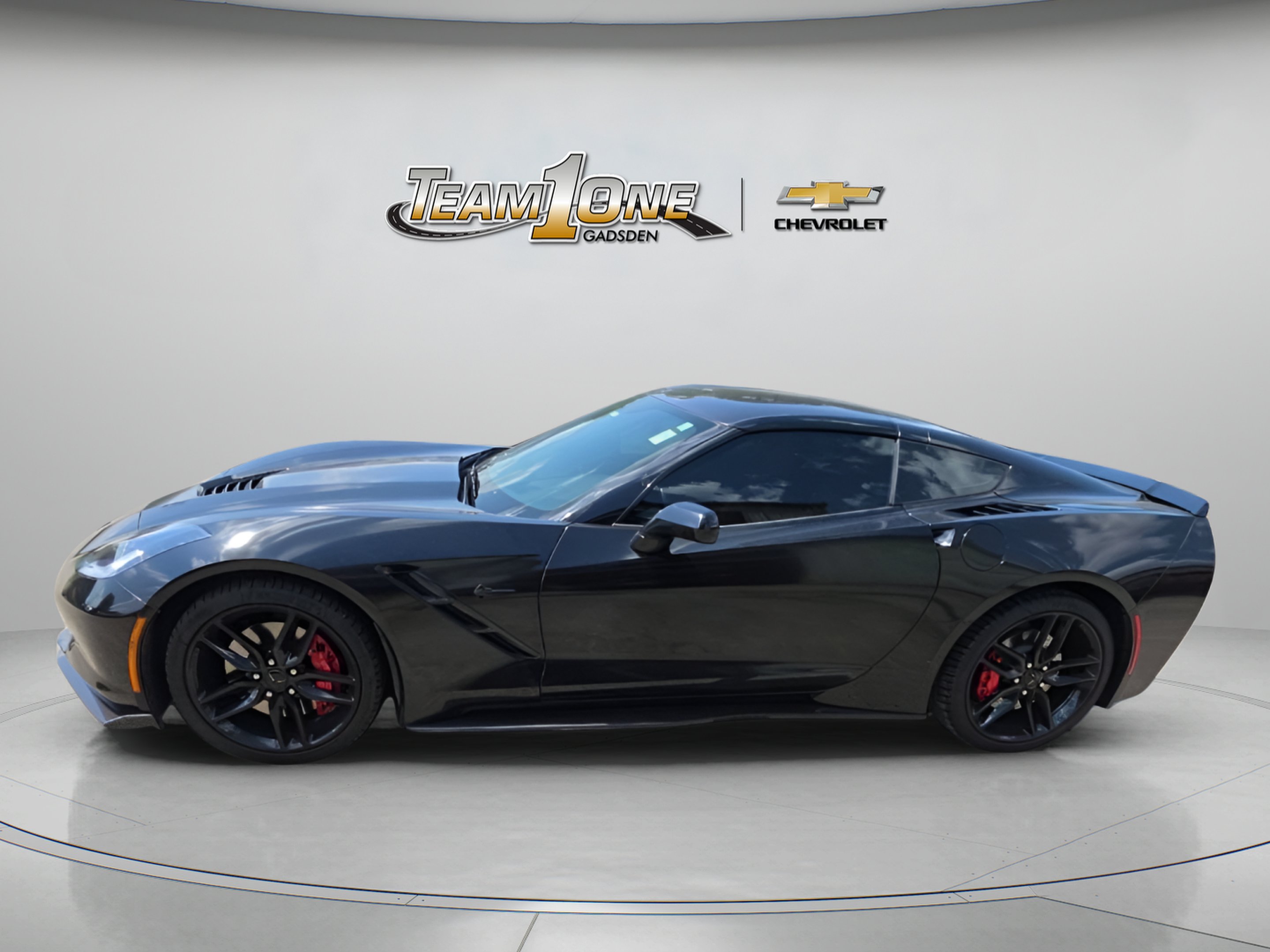 Used 2016 TORCH RED Chevrolet Z51 2LT image 5
