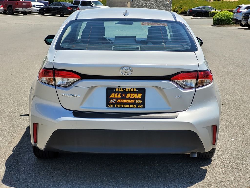 Used 2025 Silver Toyota LE image 5